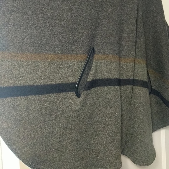 Madewell Hi-Line Trailrider Colorblock Wool Poncho - Picture 8 of 8